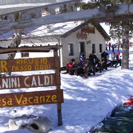 מלון דירות Rifugio Passo Godi 3*